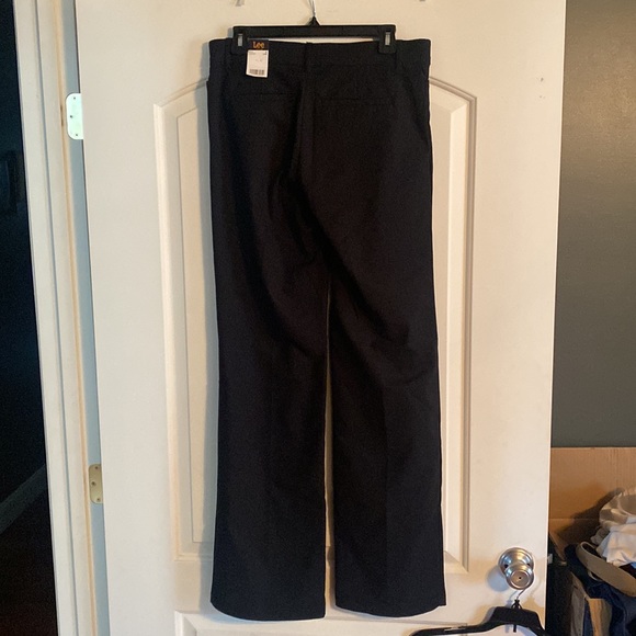 Women’s trousers - Picture 2 of 4